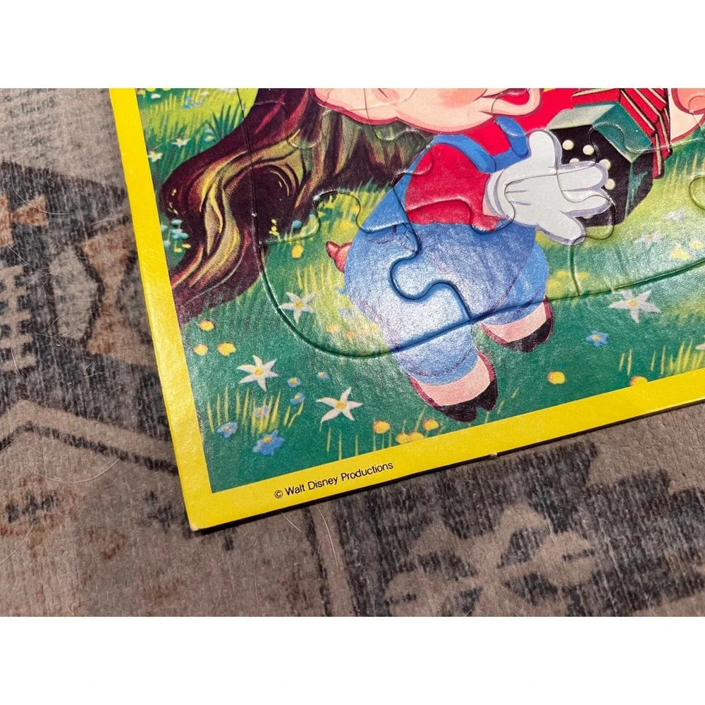 Vintage Jaymar Walt Disney Interlocking Picture Puzzle Three Little Pigs 1960s